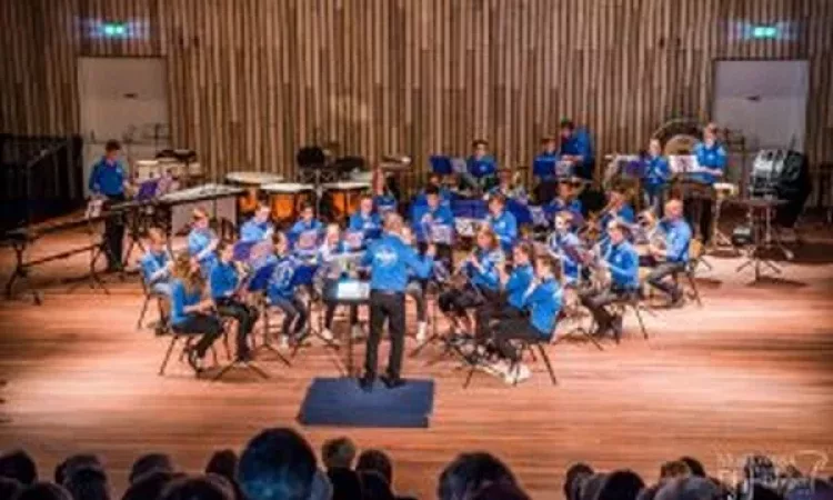 2016 Margraten NL 20160715_001-1-300x200