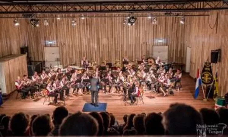 2016 Margraten NL 20160715_005-300x200