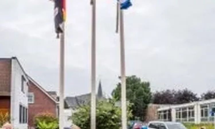 2016 Margraten NL 20160717_023-200x300