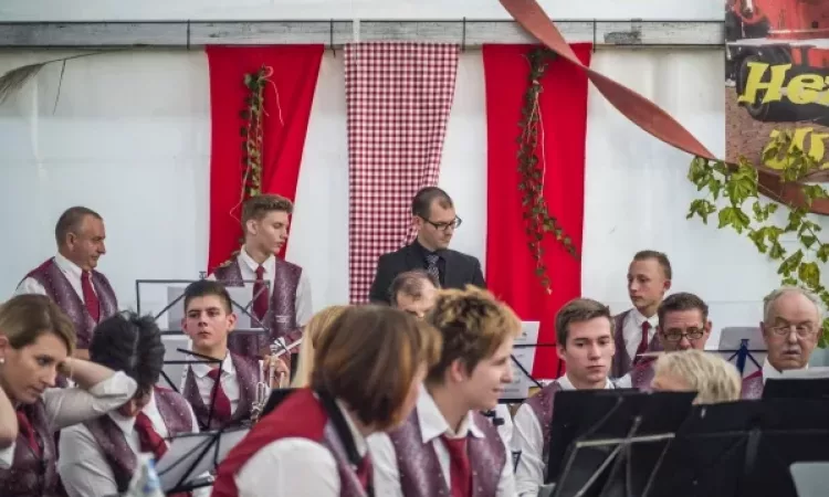 2016 Zwiebelkuchenfest Feuerwehr Feuerwehrhock 006 16. Oktober 2016