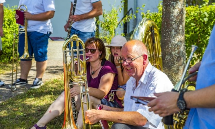 Musikalischer Dorfspaziergang Musikverein Freiburg-Tiengen
