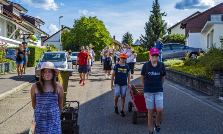 2020 Musikalischer Dorbspaziergang CoronaMarsch 0011