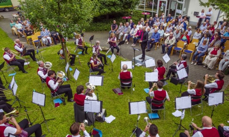 2021 Musikalisches Rendezvous im Pfarrgarten Musikverein Tiengen
