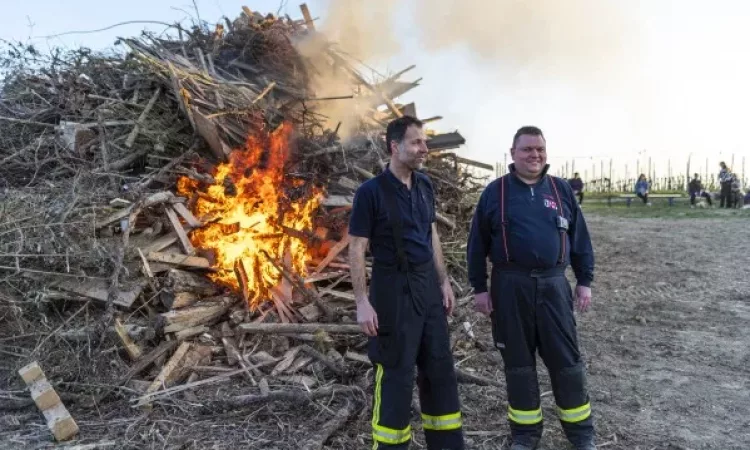 2025 Scheibenfeuer Musikverein Freiburg Tiengen Freiwillige Feuerwehr